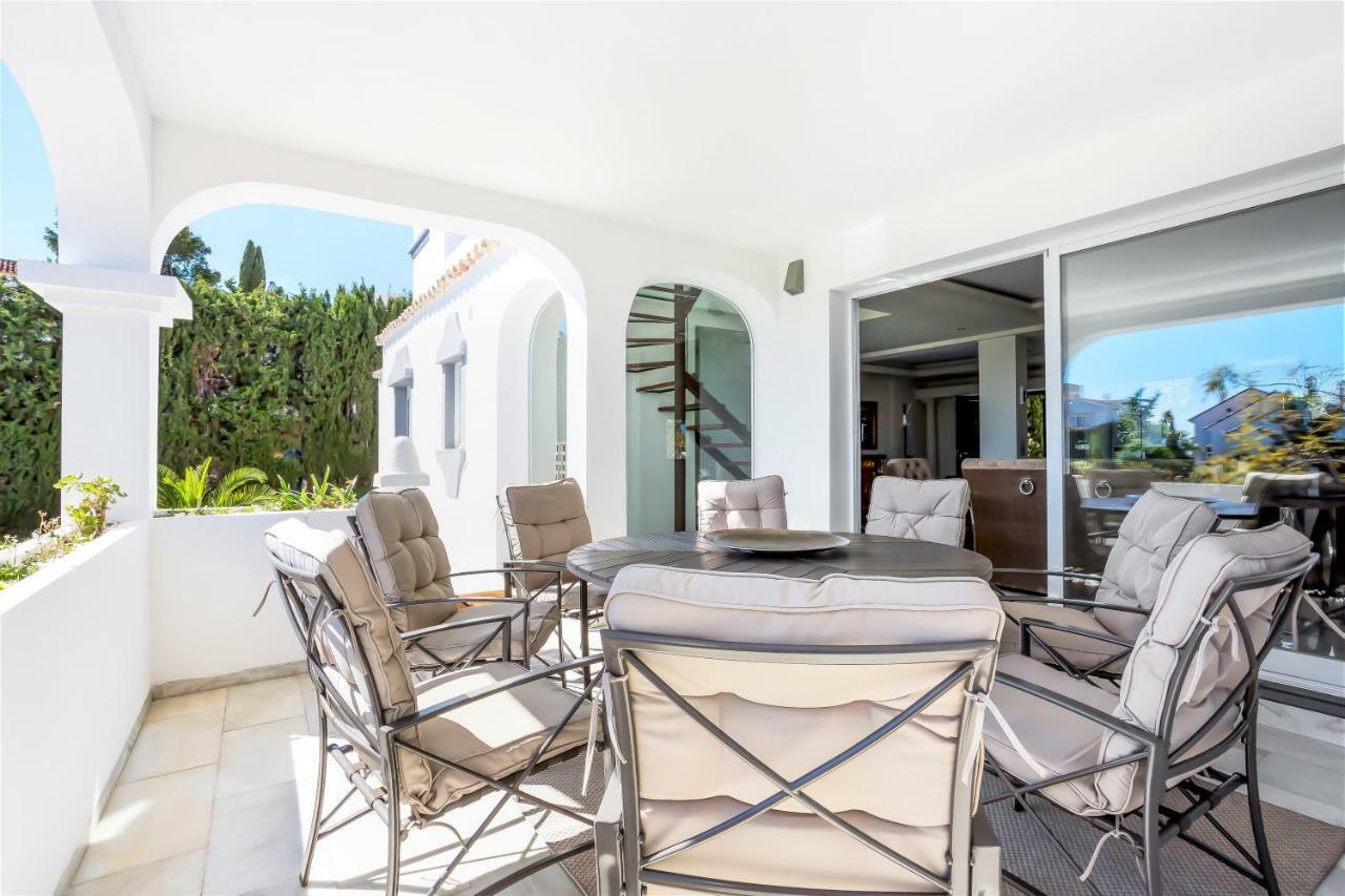 Luxury Villa Marbella With Nice Garden, Pool And Jacuzzi By Varenso Holidays Exterior photo